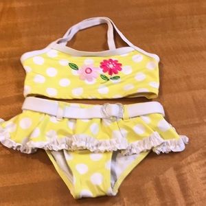 🌹🌹🌹PENNY M Girl’s Embroid.Top/Rushed Bottom Swimsuit, 3T